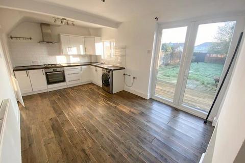 3 bedroom semi-detached house for sale, Fareham Avenue, Rugby