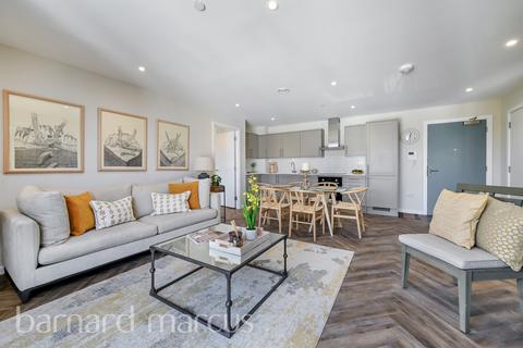 2 bedroom flat for sale, Fallsbrook Road, London
