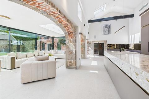 9 bedroom detached house for sale, An Exquisite, Fully Renovated Estate in Jersey’s Premier Location