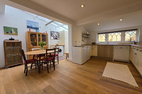 4 bedroom terraced house for sale, Cambridge CB4