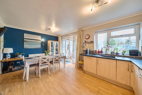 5 bedroom semi-detached house for sale, Roxeth Green Avenue, Harrow