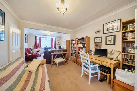 5 bedroom semi-detached house for sale, Roxeth Green Avenue, Harrow