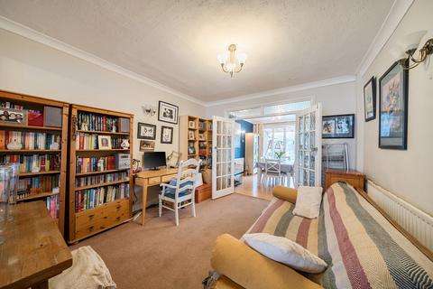 5 bedroom semi-detached house for sale, Roxeth Green Avenue, Harrow