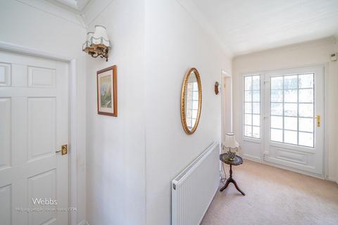 2 bedroom detached bungalow for sale, Highfields Road, Chasetown, Burntwood WS7