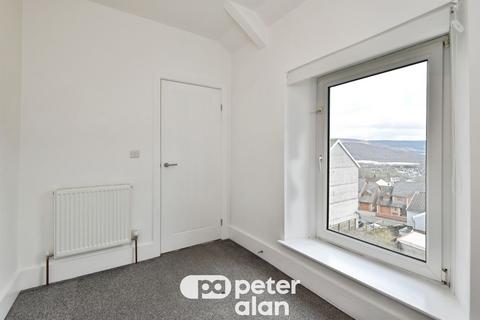 3 bedroom townhouse for sale, Brynmair Road, ABERDARE
