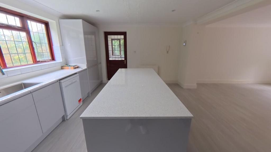 Kitchen/Breakfast/Family Room