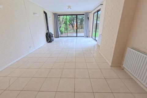 undefined, Stoke Road, Cobham KT11