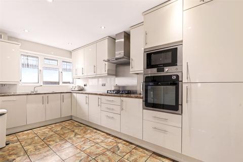 2 bedroom flat for sale, St. Helier Road, Ferring, Worthing, West Sussex, BN12