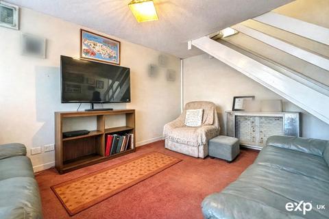 undefined, Bushy Close, Milton Keynes MK3