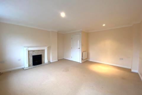 3 bedroom terraced house to rent, Usher Drive, Banbury OX16