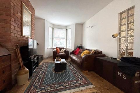 3 bedroom terraced house for sale, Belgrave Street, Swindon SN1
