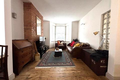 3 bedroom terraced house for sale, Belgrave Street, Swindon SN1