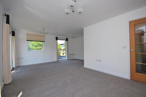2 bedroom flat to rent, Highwood Close Dulwich SE22
