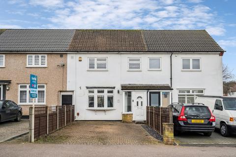 2 bedroom terraced house for sale, Ashridge Drive, South Oxhey, Watford, WD19