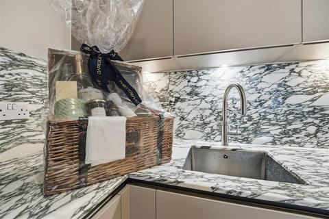 3 bedroom property for sale, Somerset Road, London W13