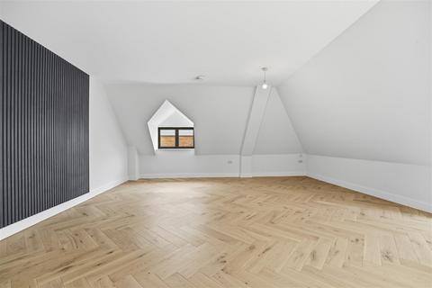 1 bedroom apartment for sale, Somerset Road, London W13