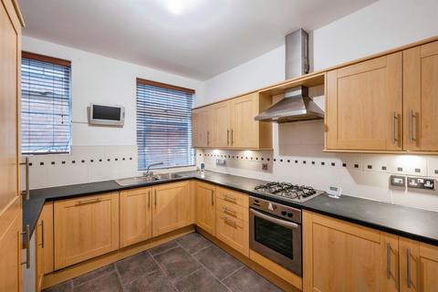 3 bedroom apartment for sale, Victorian Crescent, Town Moor, Doncaster