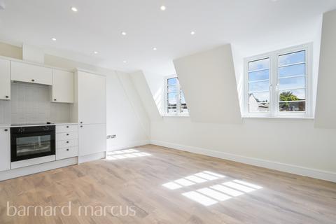 2 bedroom apartment for sale, High Street, Dorking