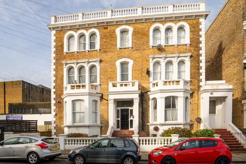2 bedroom flat for sale, Dalby Square, Margate CT9