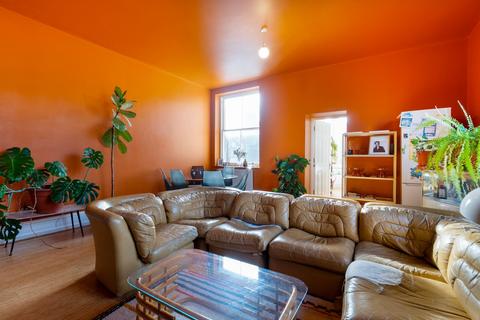 2 bedroom flat for sale, Dalby Square, Margate CT9