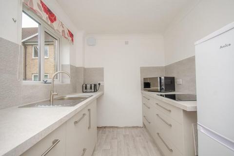 2 bedroom flat for sale, Britannia Court, Christchurch Lane, Downend, Bristol, BS16 5TD