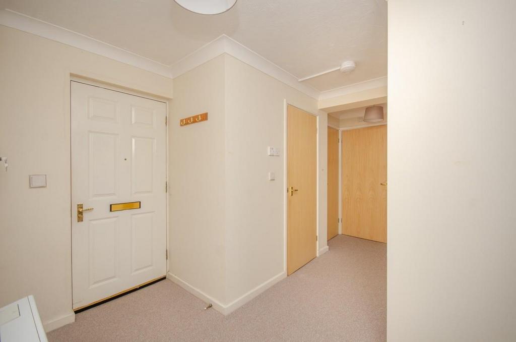 Entrance hall.jpg