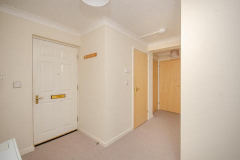 2 bedroom flat for sale, Britannia Court, Christchurch Lane, Downend, Bristol, BS16 5TD