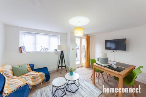 2 bedroom flat to rent, 2 Keogh Road, Stratford E15