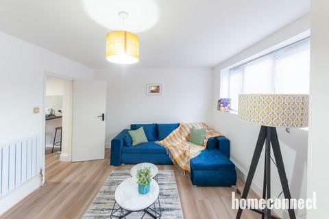 2 bedroom flat to rent, 2 Keogh Road, Stratford E15
