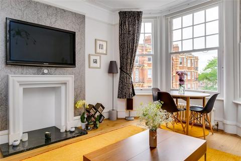 2 bedroom flat to rent, Sutton Court, London W4