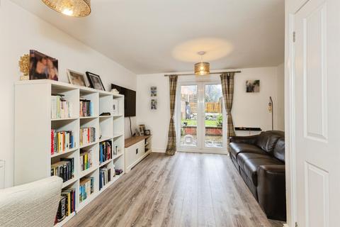 undefined, Regis Park Road, READING
