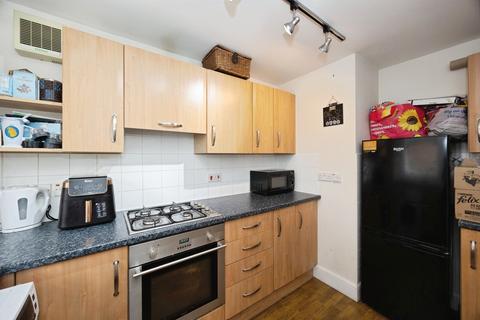 1 bedroom ground floor flat for sale, Stubbington Avenue, Portsmouth