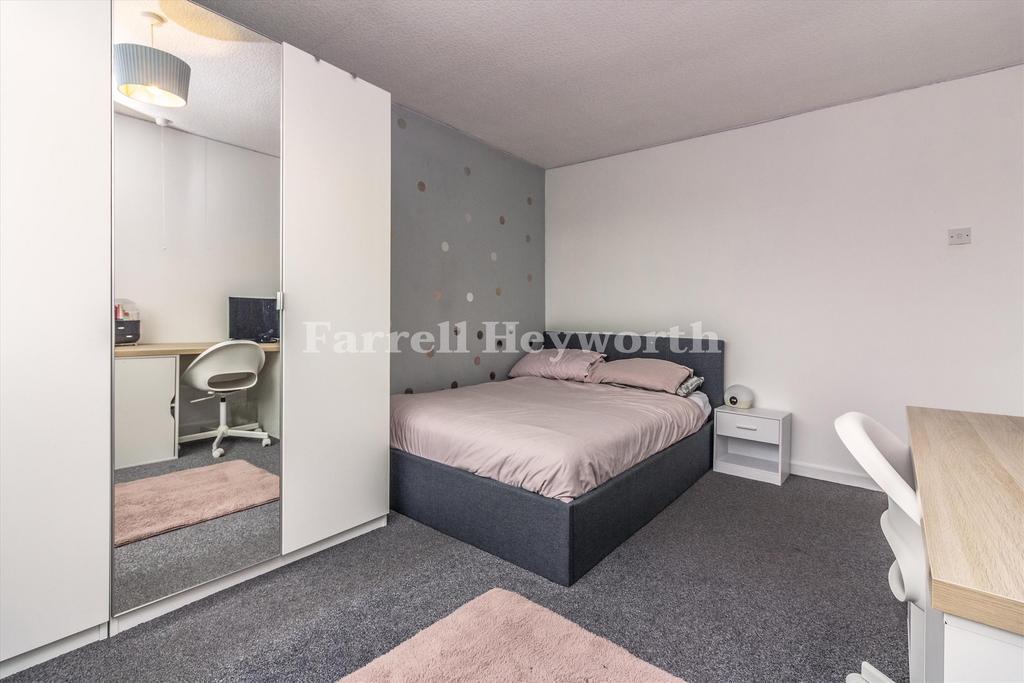 Bedroom Twp