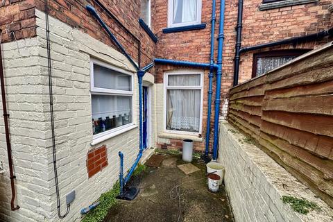 3 bedroom terraced house for sale, Elmville Avenue, Scarborough