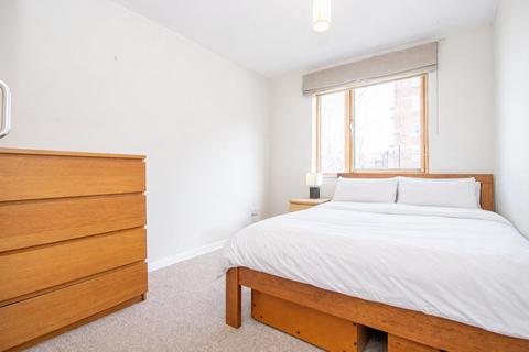 2 bedroom apartment to rent, Cremer Street, London