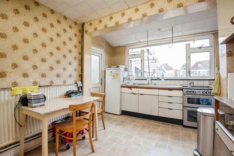 5 bedroom detached house for sale, Glebe Road, Letchworth Garden City, SG6