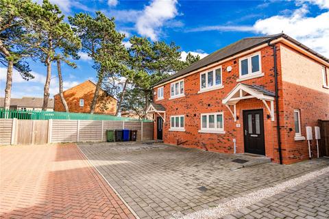 undefined, Newbold Court, Cleethorpes, Lincolnshire, DN35