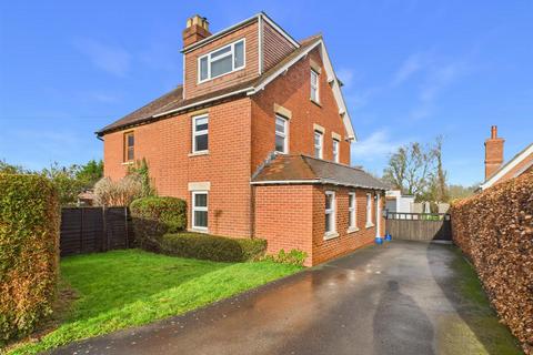 Far Sandfield, Churchdown, Gloucester