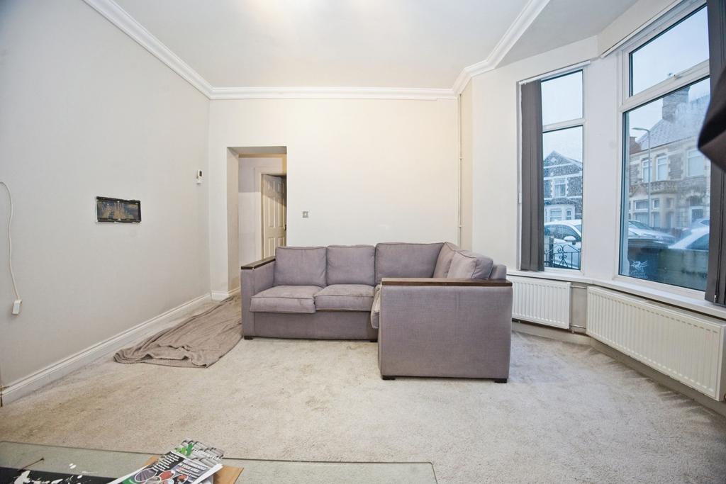 Pboliving Area