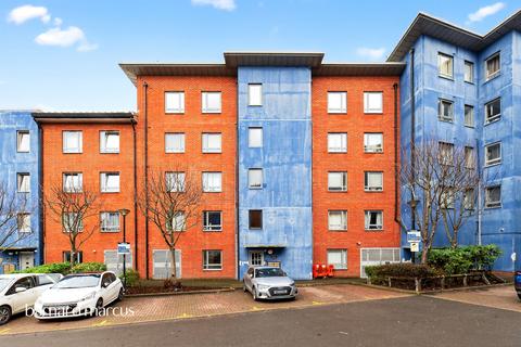 Cleeve Way, Sutton