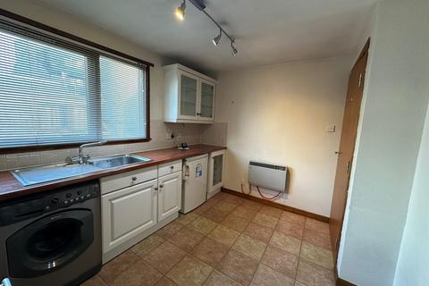2 bedroom maisonette to rent, 5 F4 County Place Perth, PH2 8EE
