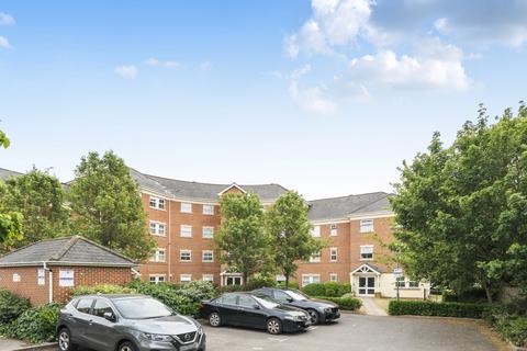 2 bedroom apartment for sale, Morton Close, Hillingdon, Middlesex