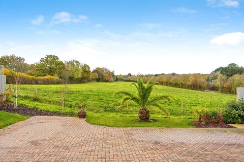 4 bedroom detached house for sale, Walder Close, Bolney, Haywards Heath