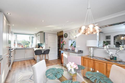 3 bedroom detached house for sale, Moor Close, Killinghall, Harrogate