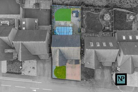 4 bedroom detached house for sale, Brancaster Close, Amington, B77
