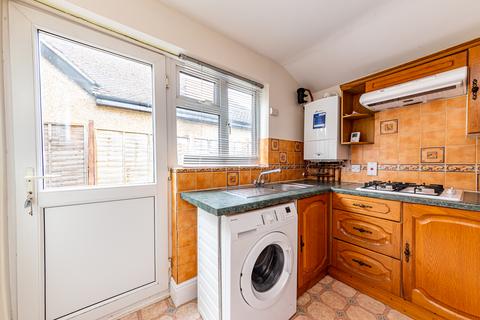 2 bedroom semi-detached house for sale, Gipsy Lane, Earley, Reading