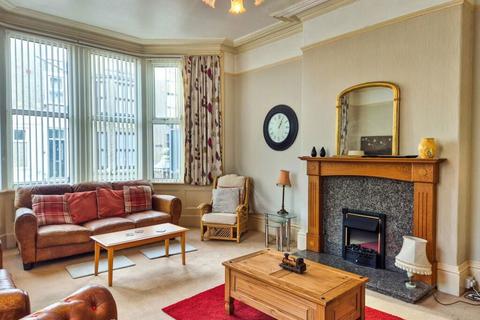 8 bedroom detached house for sale, High Street, Criccieth, Gwynedd, LL52 0RN