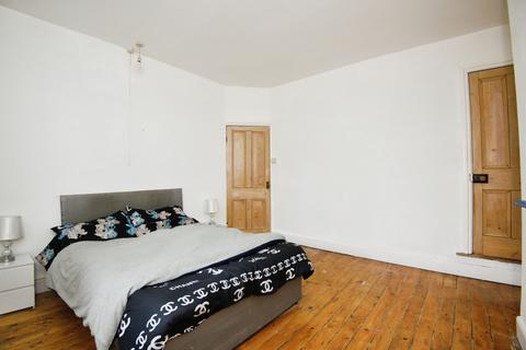 2 bedroom terraced house for sale, Thornton Lane, Bradford, BD5
