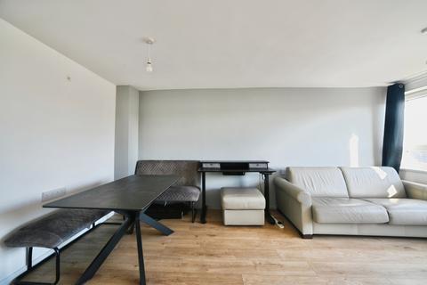 undefined, Carnoustie Drive, London, N1