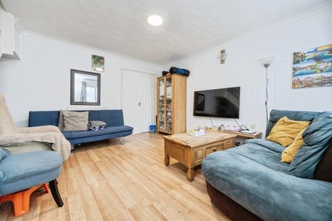 undefined, Dunraven Avenue, Luton
